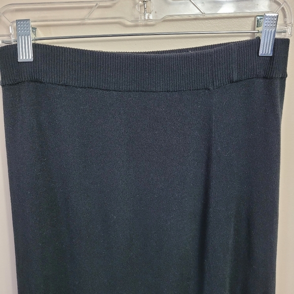 Peruvian connection skirt size S but runs more like large. - Picture 4 of 6